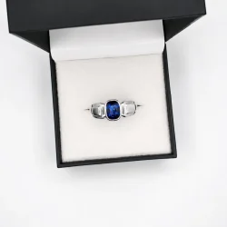 925 Silver Blue Sapphire Ring – 1.40 CT